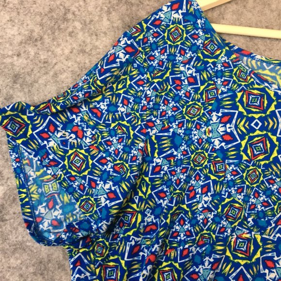 LuLaRoe T Shirt 3X Short Sleeve High Low Knit Geometric Print Blue Casual Scoop - Picture 3 of 9